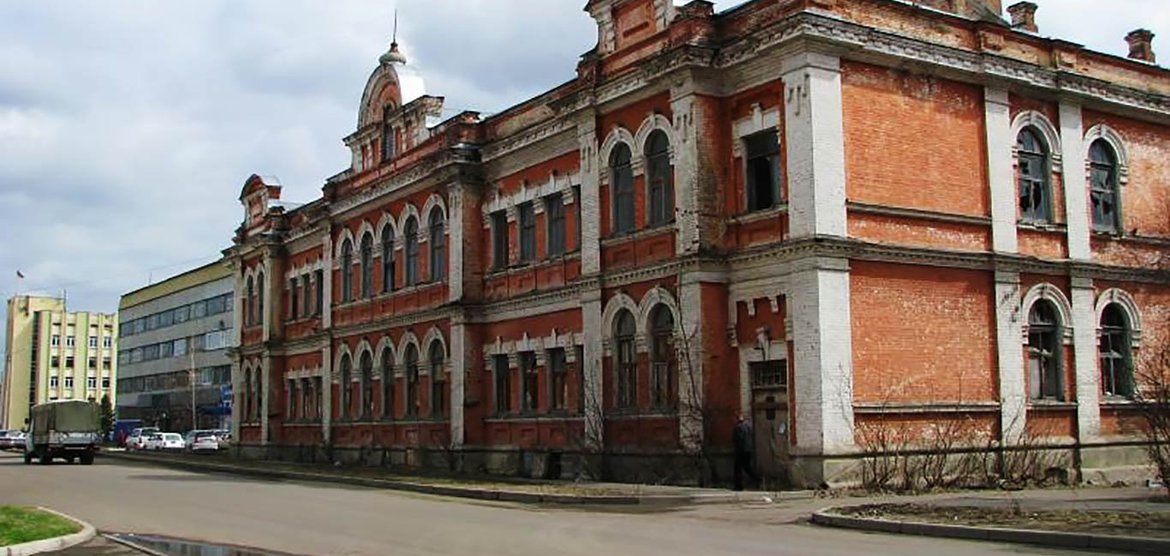 Дело о пожаре в Доме пионеров Канска: штраф 300 тысяч рублей и восстановление памятника