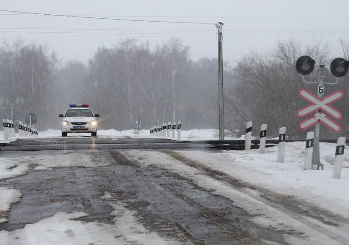 Госавтоинспекция наказала 15 водителей за нарушение правил проезда железнодорожных переездов в 2025 году