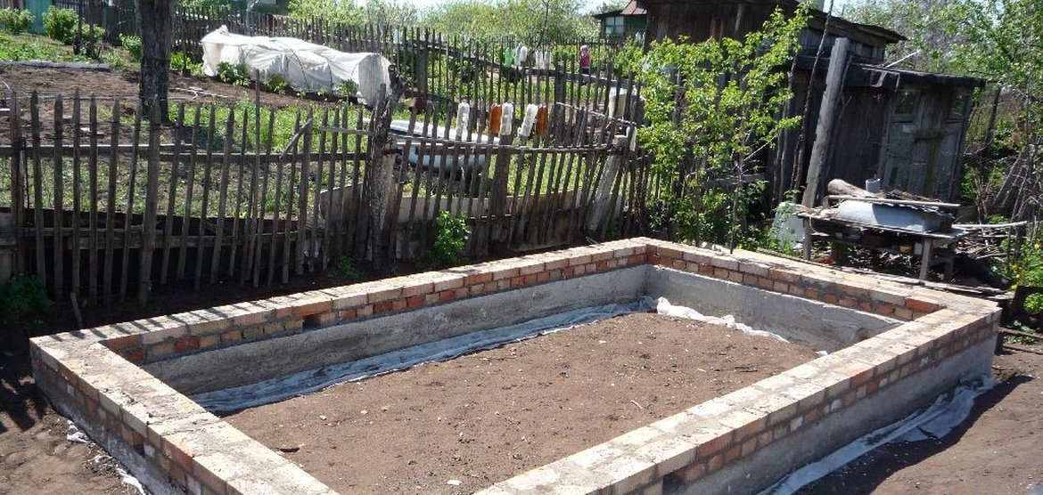 Как купить участок и построить баню: советы от Росреестра