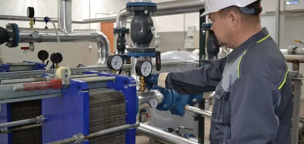 В центре Канска отключат горячую воду на две недели