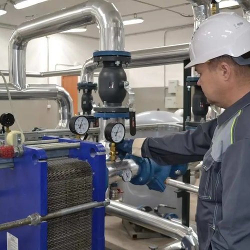 В центре Канска отключат горячую воду на две недели